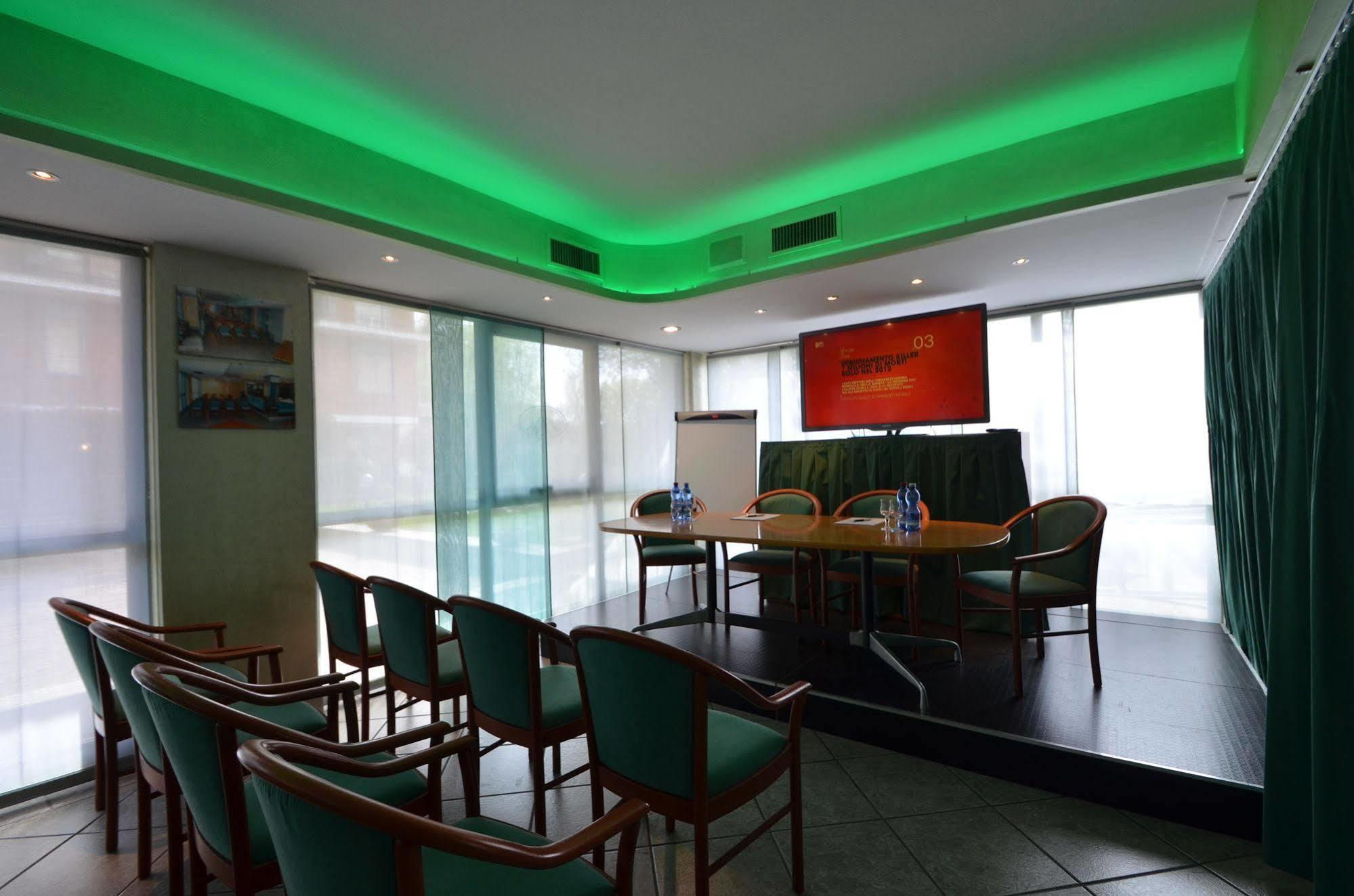 Hotel Residenza Delle Alpi トリノ エクステリア 写真