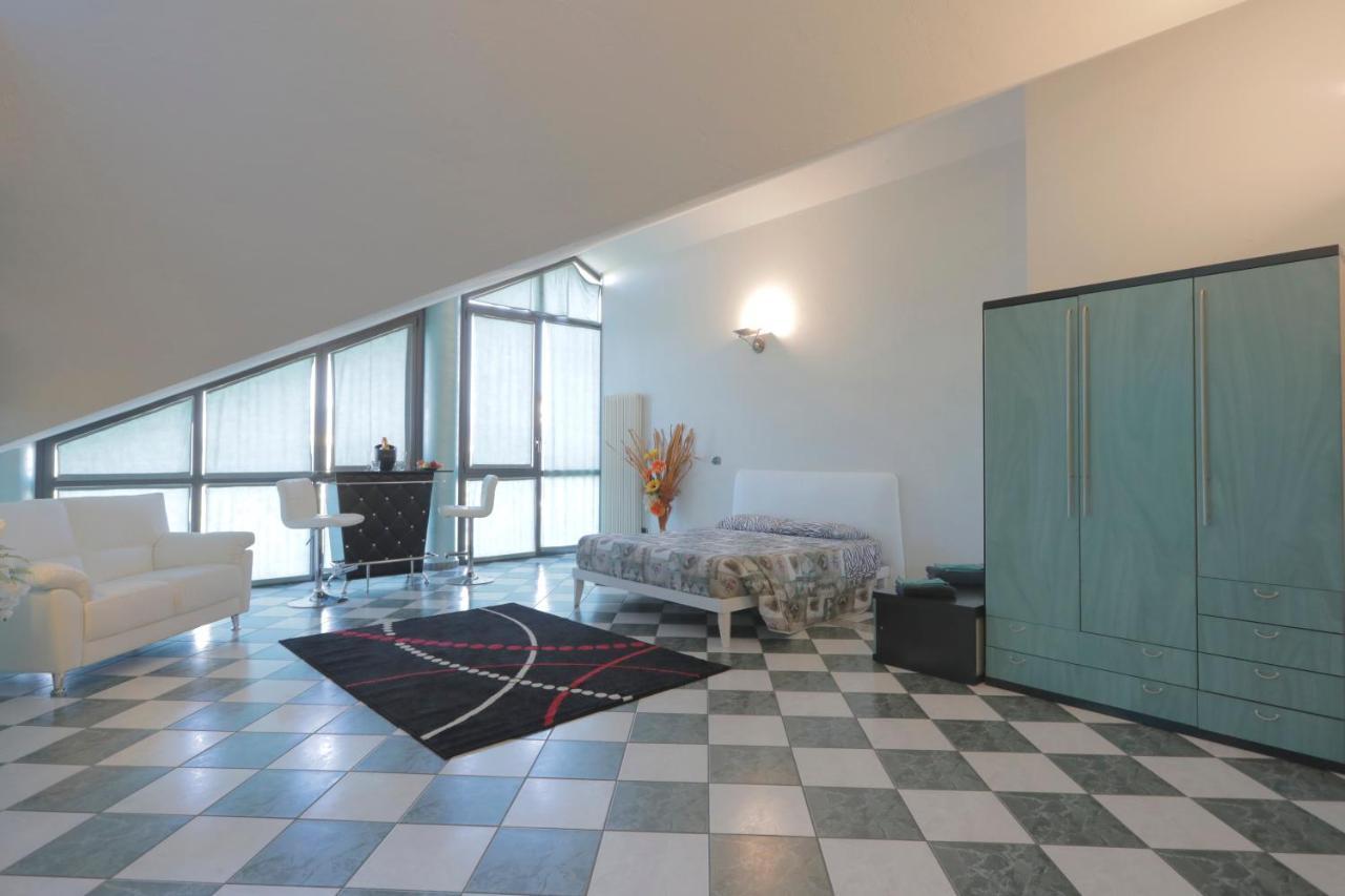 Hotel Residenza Delle Alpi トリノ エクステリア 写真